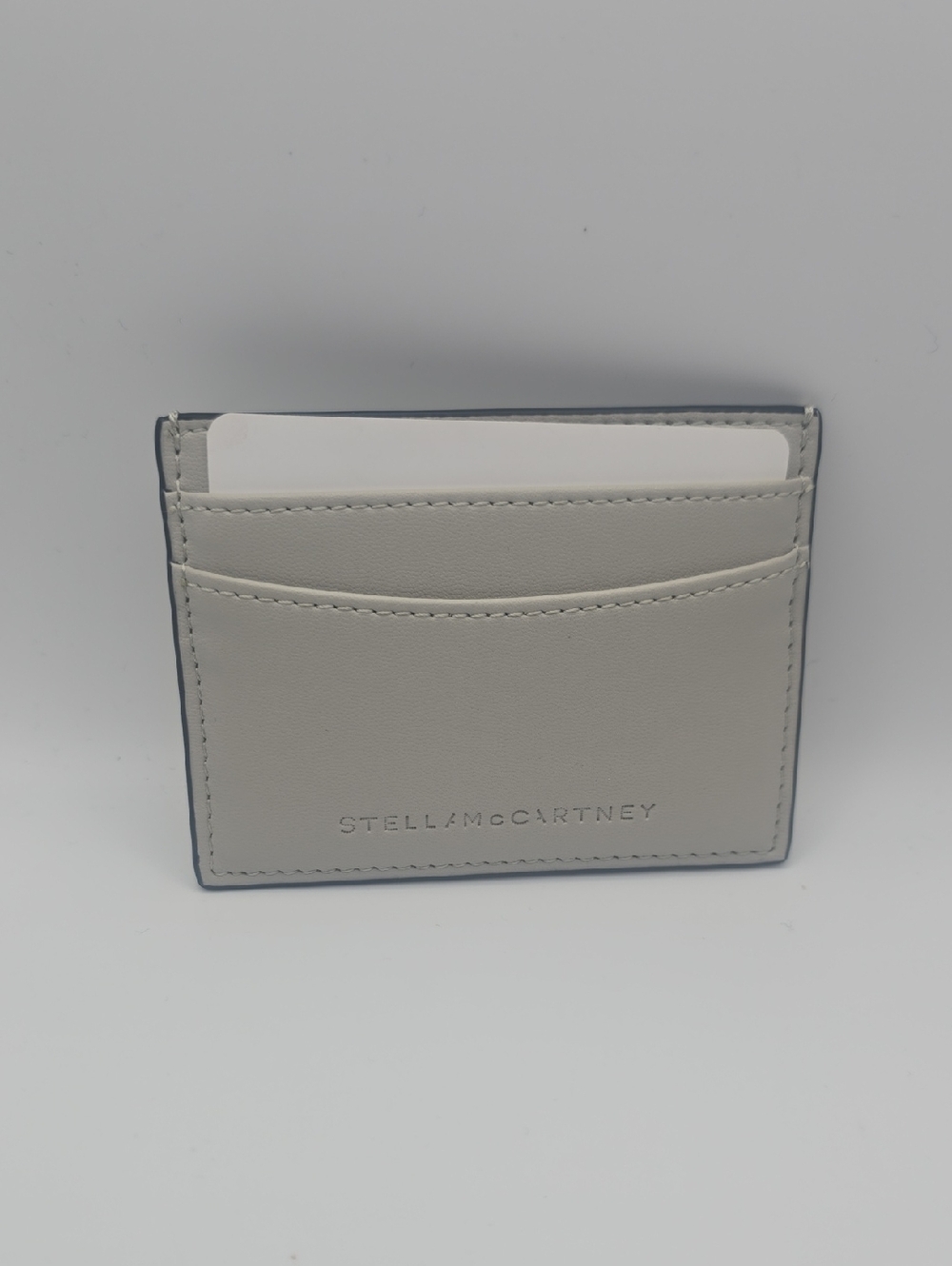 Stella McCartney Light Gray W/ Black Trim 5 Slot Slim Card Holder (NWOT)🩶🖤🩶